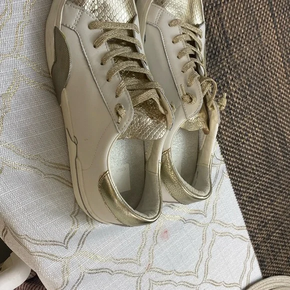 Dolce Vita Gold and White Sneakers with Metallic Accents - Picture 4 of 10
